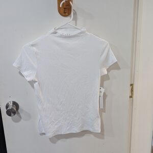 Nicole Miller Pure White Stretchy Short Sleeve Tee